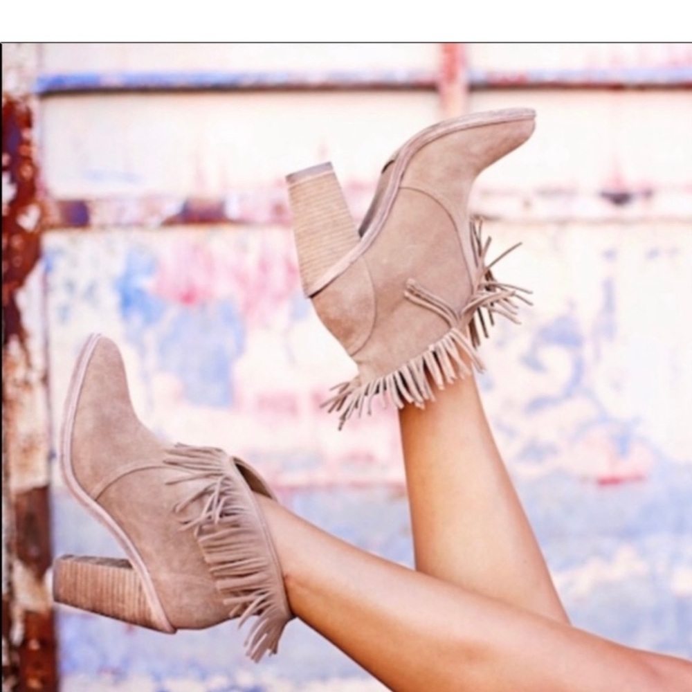 Joie Loren Mousse Tan Ankle Booties with Fridge Size 9